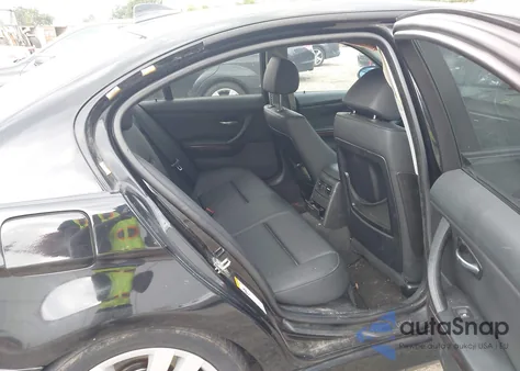 2006 BMW 325I z USA, uszkodzony, nr VIN WBAVB135X6PT11297